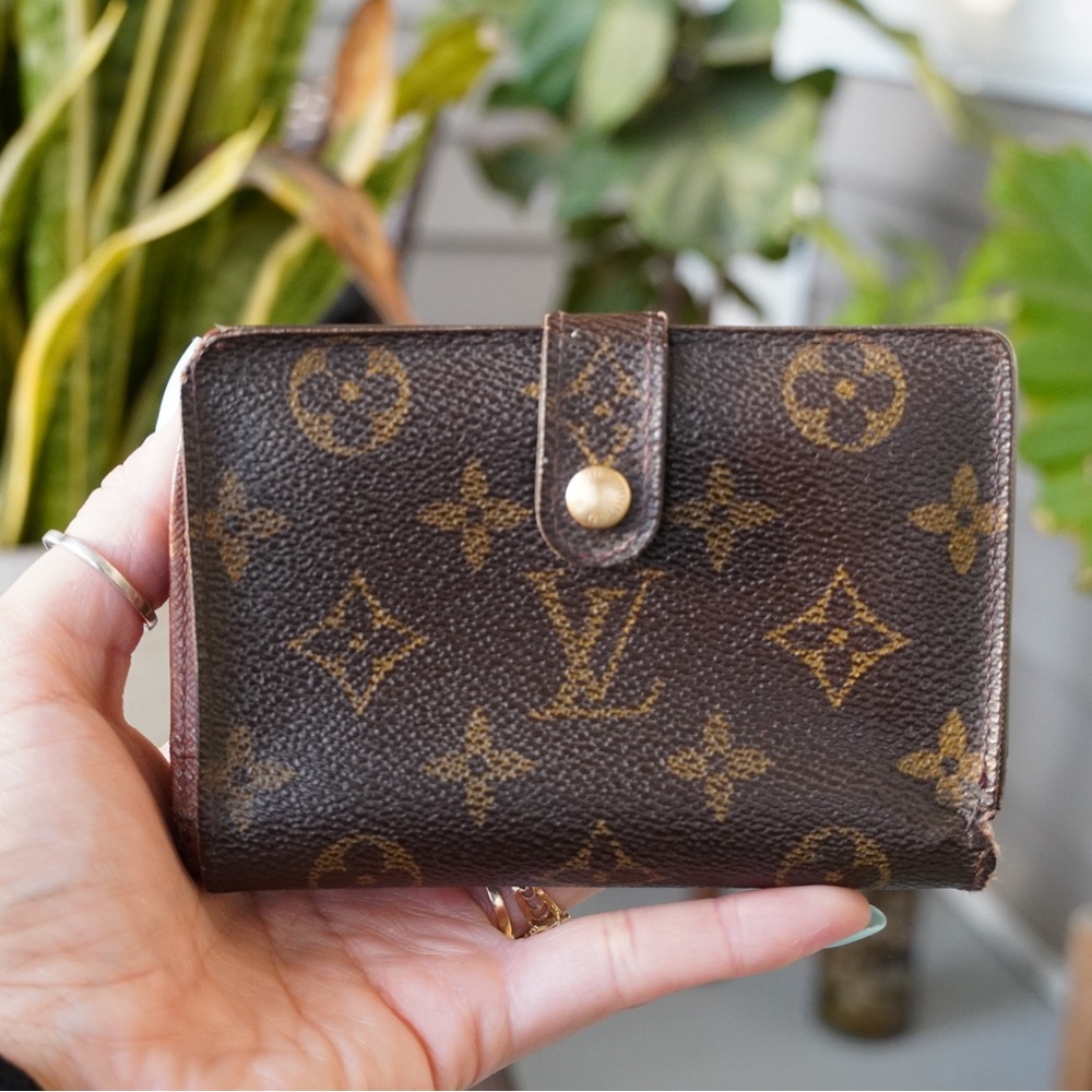Louis Vuitton Brown Monogram Kiss Lock Wallet